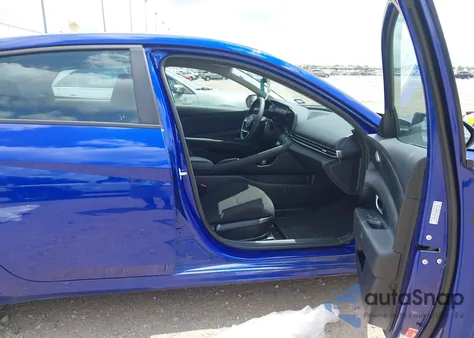 2024 Hyundai Elantra Sel from USA, damaged, VIN KMHLM4DG5RU807518